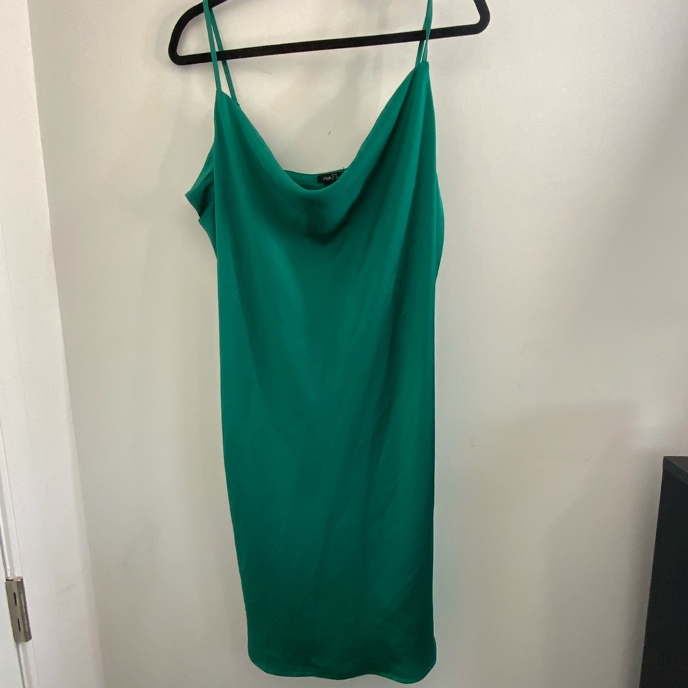 ❤️sold❤️emerald green mini cowl slip dress - Picture 1 of 6
